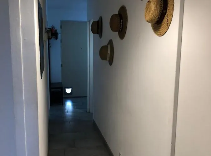 فيلة Avec Jacuzzi